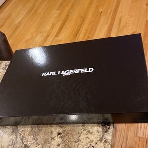 NWT KARL LAGERFELD WOMEN’S HAT, GLOVES AND SCARF GIFT BOX